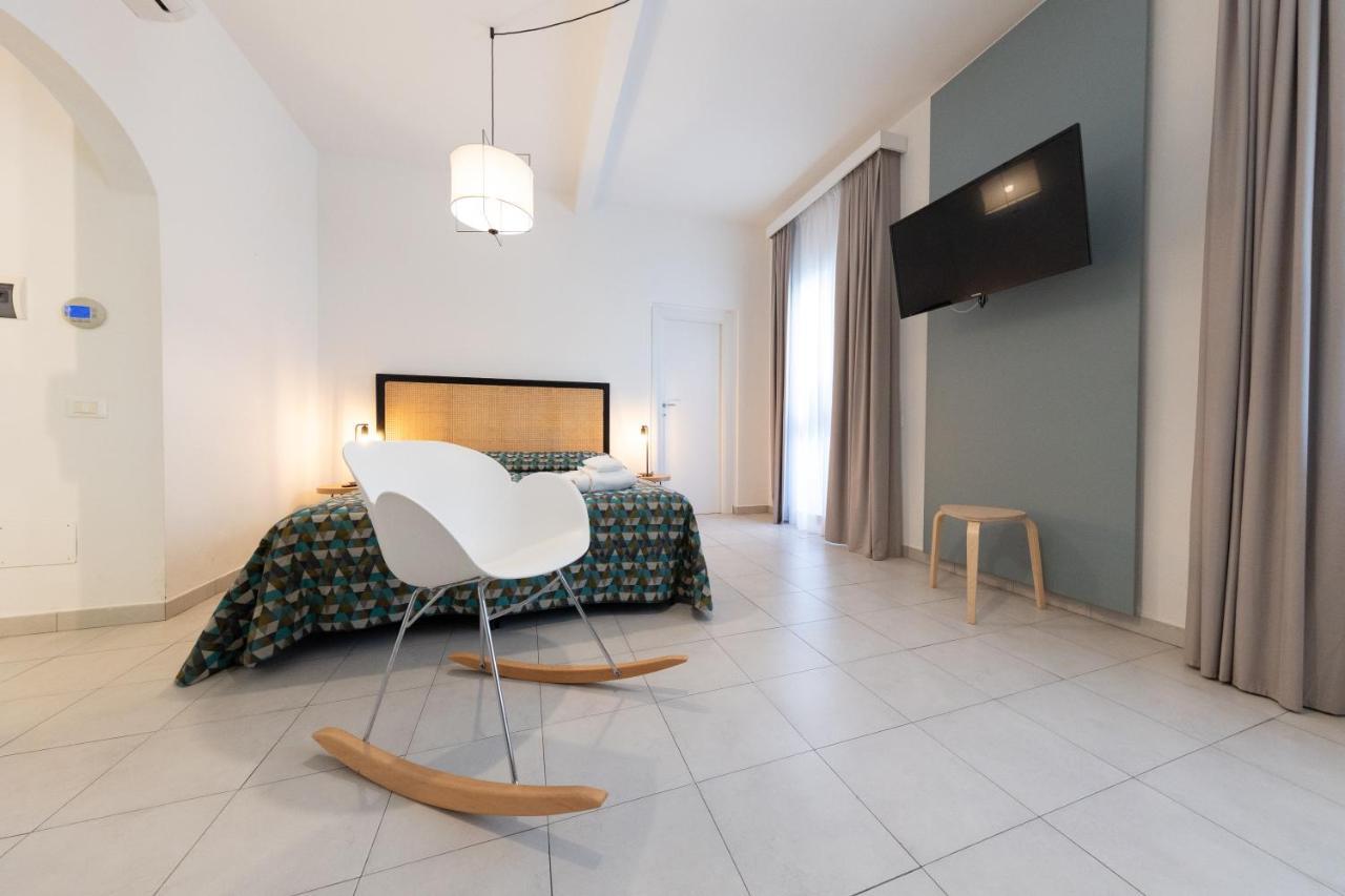 Via Siena 4 - Suites & Rooms Марина ди Чечина Екстериор снимка