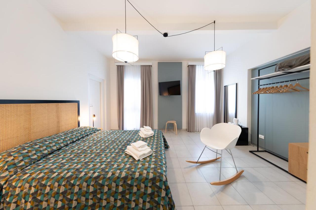 Via Siena 4 - Suites & Rooms Марина ди Чечина Екстериор снимка
