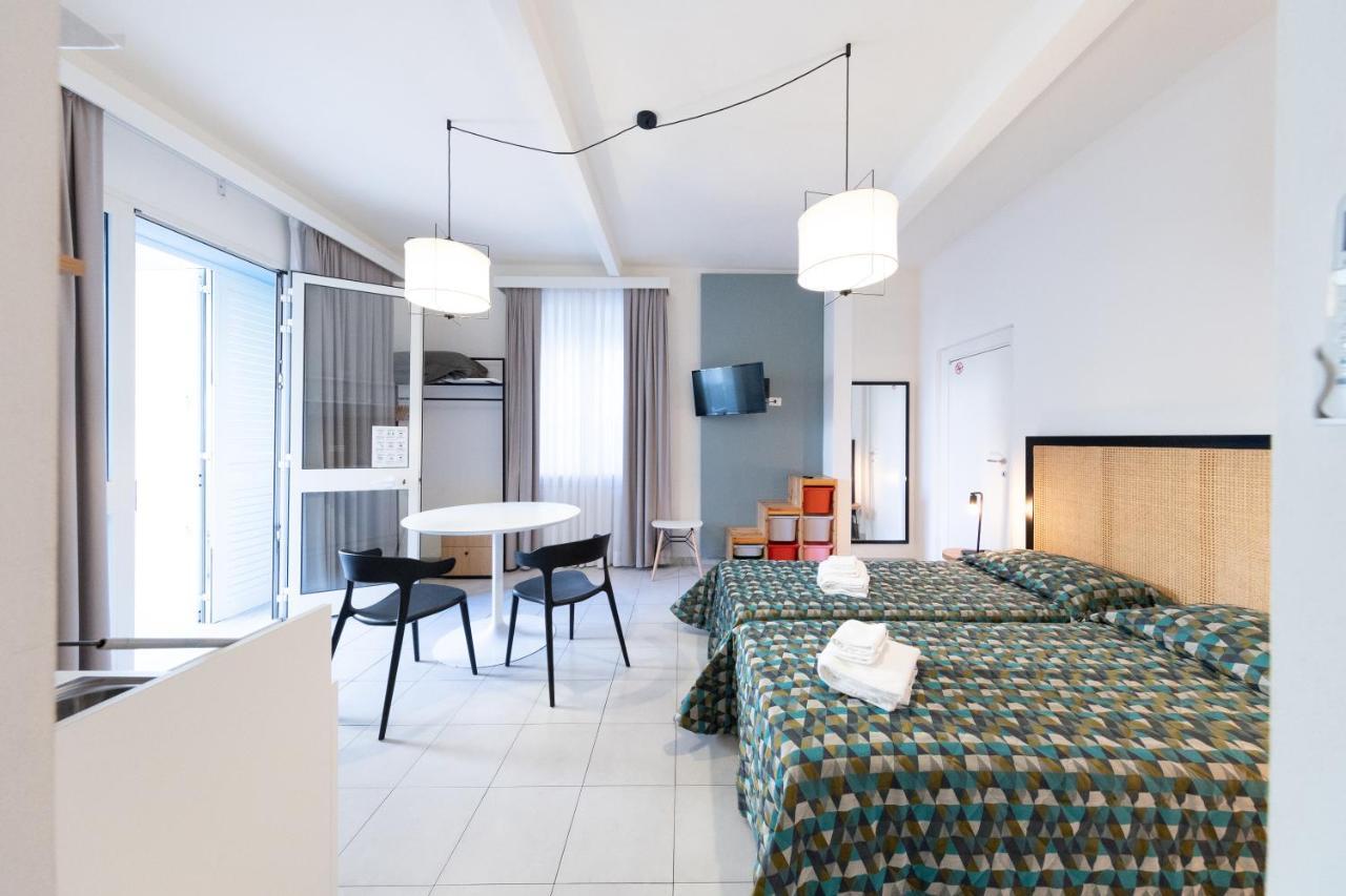 Via Siena 4 - Suites & Rooms Марина ди Чечина Екстериор снимка